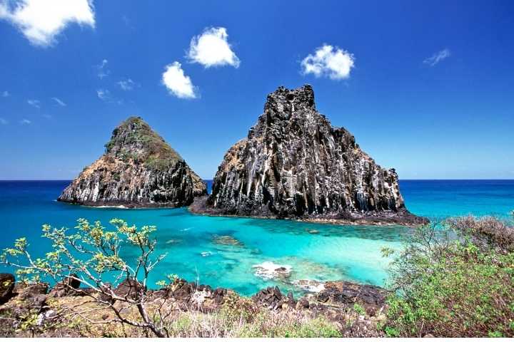 praia fernando de noronha